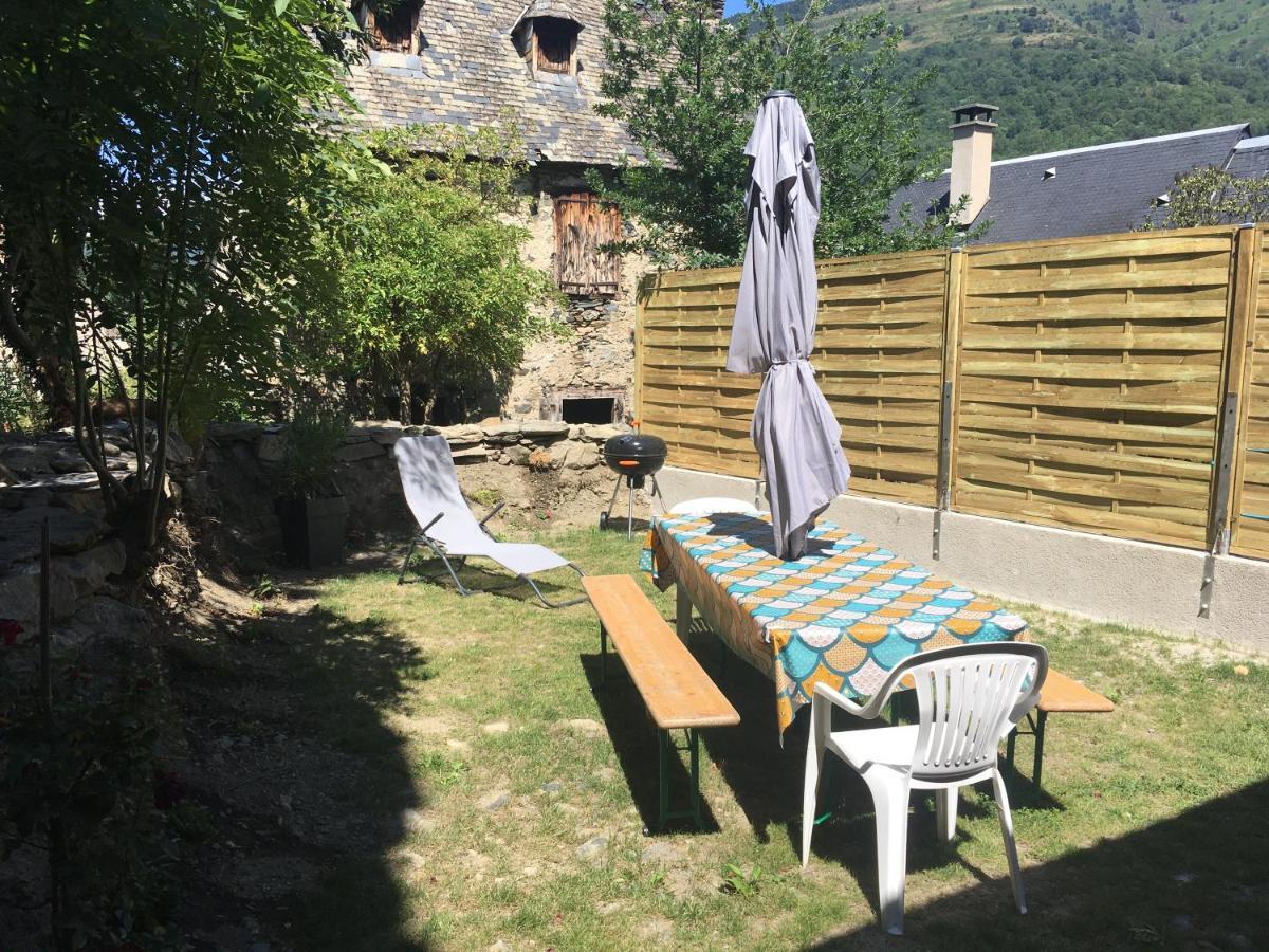 Gite De Montagne Le Lustou Sailhan Εξωτερικό φωτογραφία
